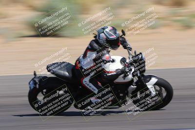 media/Sep-25-2023-Moto Forza (Mon) [[81ffa65e0a]]/B-C Group/Session 4 (Turn 10 Inside)/